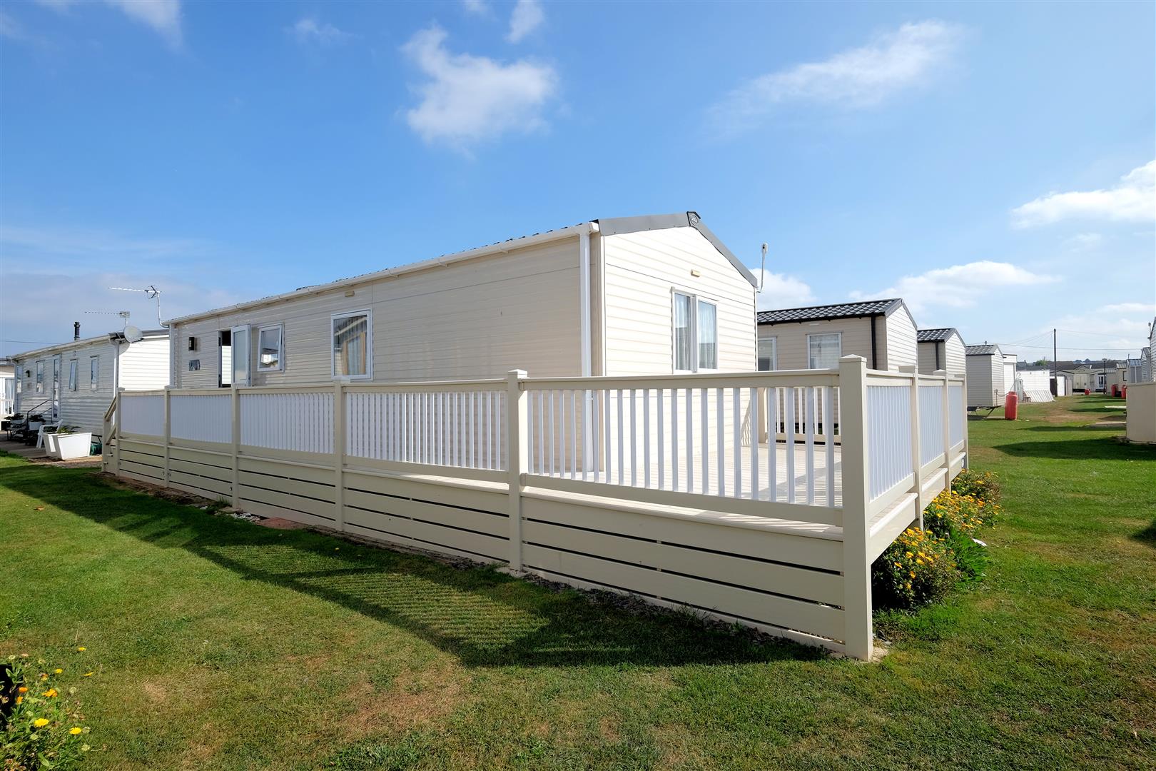 2 Bed, 2 Bath Property For Sale in Alberta Holiday Park, Seasalter, CT5 4BJ